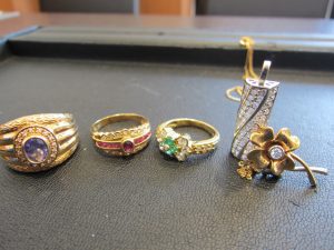 大量のジュエリーのお買取りを致しました！（香川県）