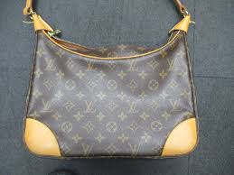 明石の皆様、ルイヴィトンの買取なら大吉イズミヤ西神戸店へ!