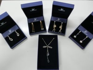 スワロフスキー アクセサリー