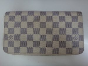 大吉調布店で買取りしたヴィトン（LV）サイフ