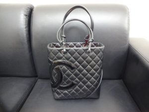 八尾、平野、志紀でシャネルを売るなら買取専門店大吉 JR八尾店(志紀、柏原、布施、青山、東大阪、平野、八尾、恩智、高安)JR八尾駅