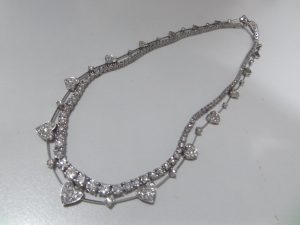 ダイヤモンド付き,ネックレス,買取り,海老名市,座間市,綾瀬市,相模原市