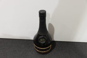 いつもニコニコお酒の高価買取の買取専門店大吉東急プラザ新長田店です