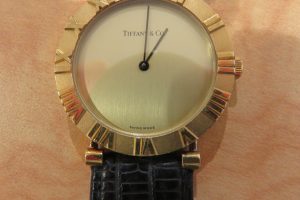 ティファニーは時計だけでなくアクセサリーもなかなか人気です 