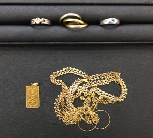 4A1FAF6C-5C44-45A9-9A61-11E5C243AAE1