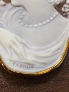 ☆カメオ☆のブローチをお買取りしました!買取専門店大吉草加店です!