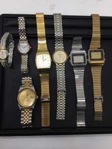 ☆壊れた腕時計☆もお買取り可能です。買取専門店大吉草加店です!