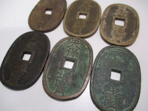 古銭の買取は、大吉伊勢ララパーク店にお任せください!!