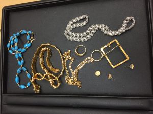 金 色石 ネックレス