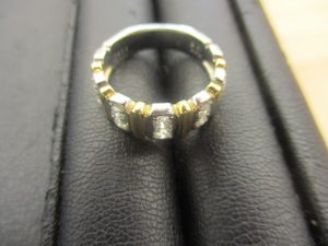 プラチナダイヤリング