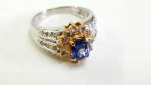 サファイア売却新宿