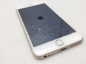 画面割れiPhoneも買取可能！！大吉大津京店
