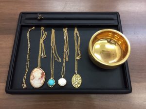 K18ネックレスおりん