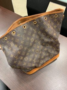 ヴィトン　ノエ　M42224