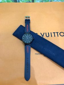 ルイヴィトン時計買取松山