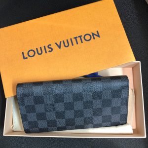 ブランド品の買取は大吉エスモール鶴岡店!!お任せください!