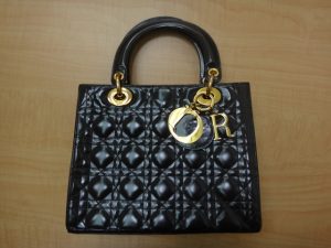大吉調布店で買取りしたディオールのバッグ