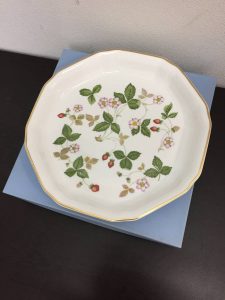 ウエッジウッドのお皿も買取りますよ！大吉池田店です。