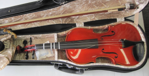 バイオリンのお買取りを致しました。買取専門店大吉ゆめタウン中津店(大分)です。