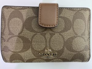 池田市の皆様!!お財布を売るなら買取専門店大吉池田店へ(*'ω'*)