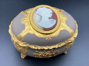 カメオ ジュエリーボックス 買取 売る 大吉 イオン 多摩平の森