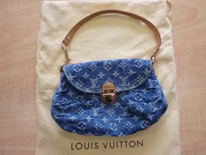 デニムのルイヴィトンのバッグのお買取りを致しました。買取専門店大吉ゆめタウン中津店（大分）です。