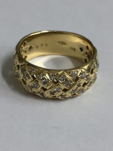 ☆小さなダイヤモンド☆も!買取専門店大吉草加店へお任せください