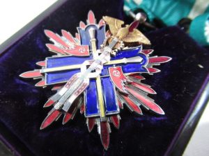 勲章のお買取りは大吉国立店にお任せください!!