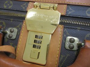 LOUIS VUITTON 買取 香芝市 大吉3