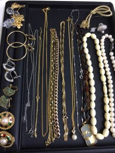 ☆メッキのアクセサリー☆買取ります!買取専門店大吉草加店です!