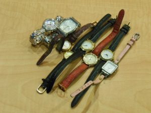 止まってしまった腕時計・・・お買取り致します!ノーブランドも大歓迎!大吉松江店