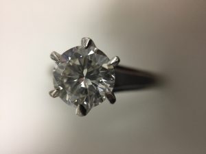 今ならダイヤも高価買取！買取専門店大吉 稲毛店です！