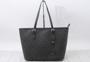 マイケルコース トートバッグ