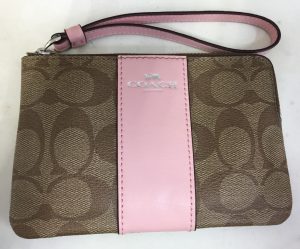 ☆COACH☆のポーチをお買取りしました。買取専門店大吉草加店です!