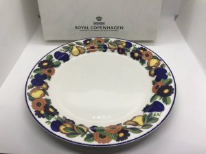 ロイヤルコペンハーゲンの食器をお買取りしました大吉国立店です!!