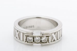 ティファニー アトラス ダイヤ リング