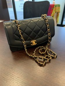 シャネル マトラッセ チェーンショルダー ラムスキン