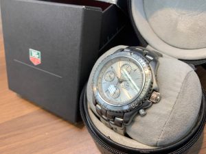 タグ・ホイヤーを本日は買取です!「ボタンが取れいても、その値段なら…」と買取価格にご満足頂けているのが、姶良市・買取専門店大吉タイヨー西加治木店!