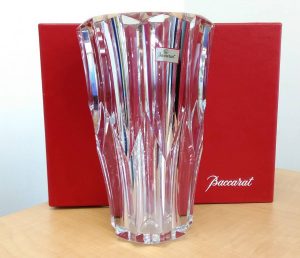 バカラ　花瓶　買取　リサイクルショップ