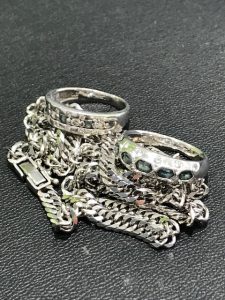 貴金属買取松山