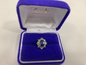 Pt900リング　サファイア