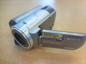 200629ビデオカメラのお買取りも、大吉大橋店へ。