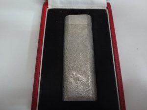 大吉調布店で買取りしたカルティエのライター