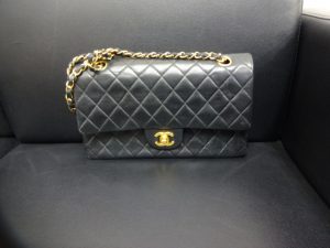 高額買取！シャネル！買取専門店　大吉　JR八尾店。八尾、志紀、柏原、久宝寺、平野、恩智、山本、青山、高安、東大阪。JR八尾駅約１分。