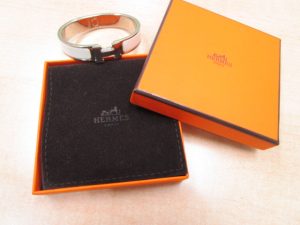 Hermès バングル