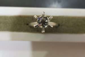 大粒ダイヤのお買取を須磨からのお客様からさせていただいた買取専門店大吉東急プラザ新長田店