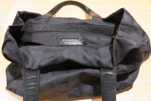 シャネルのトートバッグ 少し傷んでいてもしっかりお買取は買取専門店大吉東急プラザ新長田店です