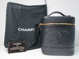 CHANEL キャビアスキン バニティバッグIMG_6032