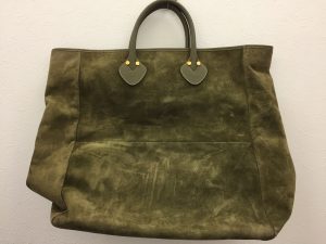 グッチ　スェードバッグ