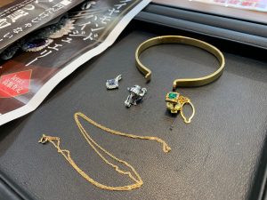 少量大量不問!姶良市・買取専門店大吉タイヨー西加治木店は大歓迎で貴金属買取!お客様と満足度追求のゴールを目指します!